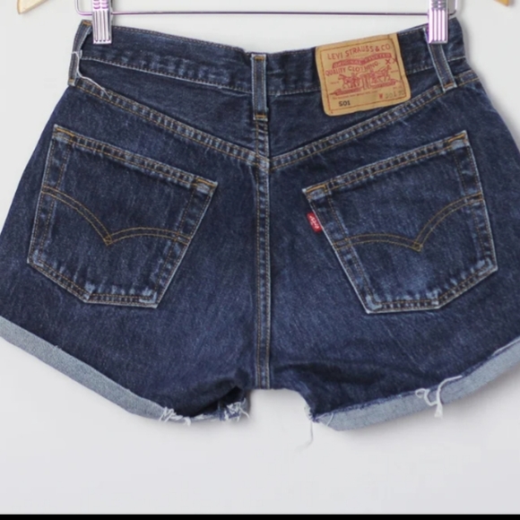 LEVI'S 501 shorts W28, Levi's denim cuffed shorts * Size 28 Small - Picture 12 of 12
